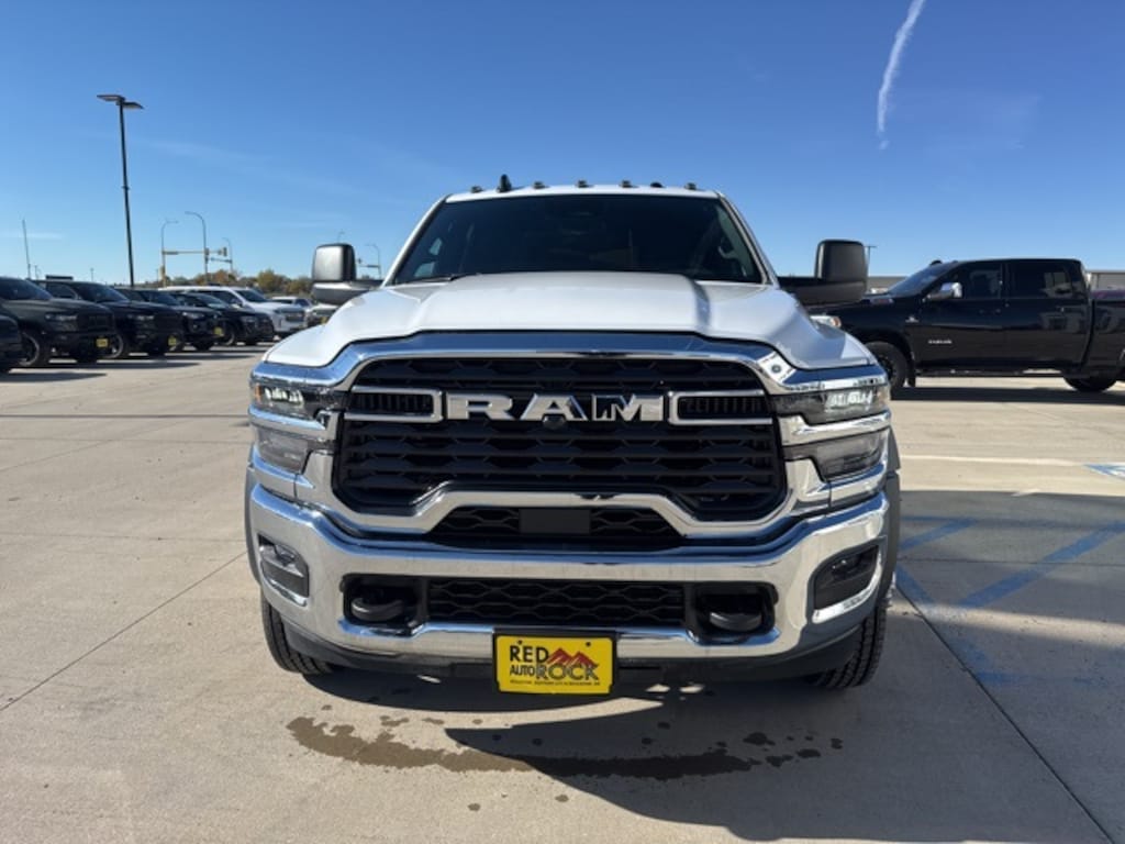 New 2026 Ram 4500 Chassis Cab 4500 TRADESMAN CHASSIS CREW CAB 4X4 84' CA Pickup