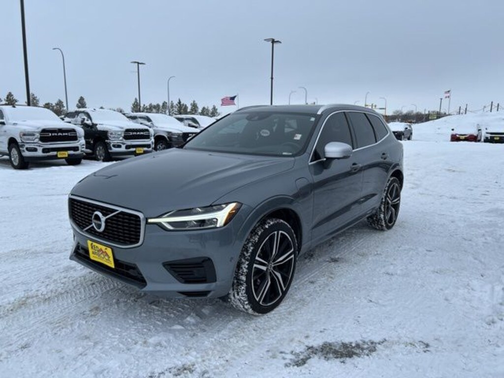 Used 2019 Volvo XC60 Hybrid T8 R-Design SUV