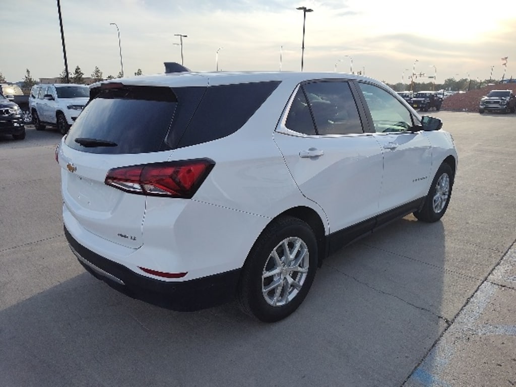 Used 2024 Chevrolet Equinox LT SUV