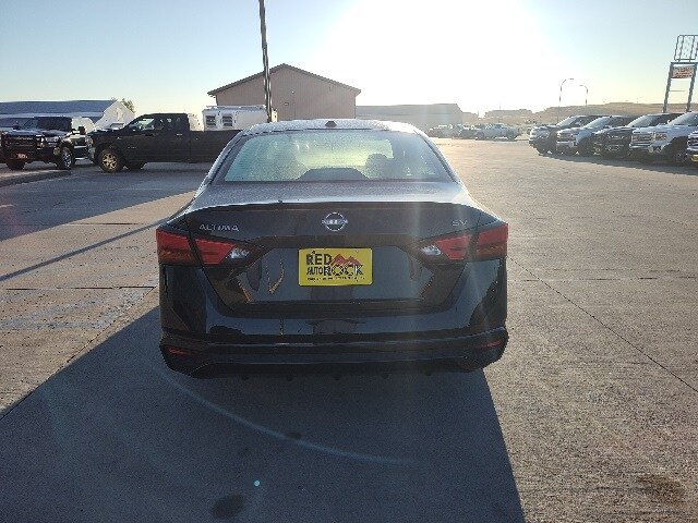 2023 Nissan Altima 2.5 SV photo 2