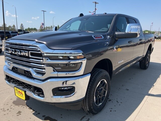 2025 Ram 2500 Laramie photo 4