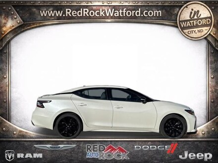 2023 Nissan Maxima SR Sedan