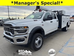 2026 Ram 5500 Chassis Cab TRADESMAN  CREW  4X4 84' CA Pickup