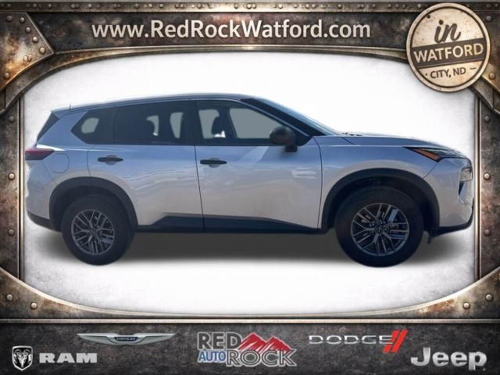 Used 2024 Nissan Rogue S SUV