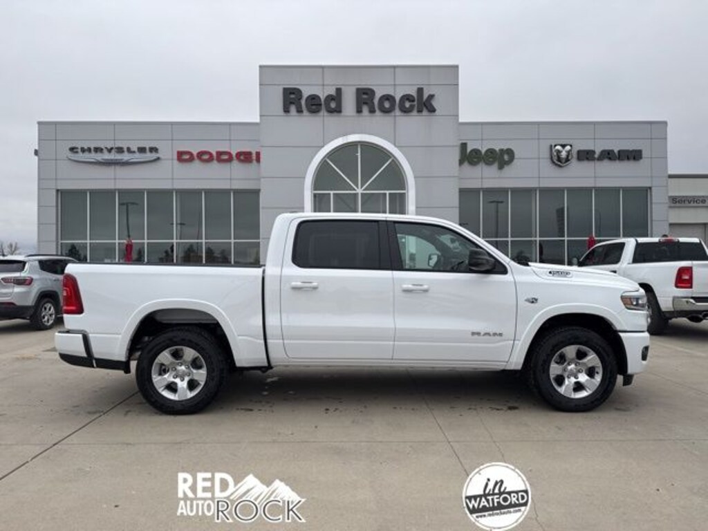 New 2026 Ram 1500 BIG HORN CREW CAB 4X4 5'7 BOX Pickup