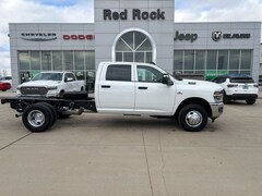 2026 Ram 3500 Chassis Cab TRADESMAN CREW   4X4 60' CA Pickup
