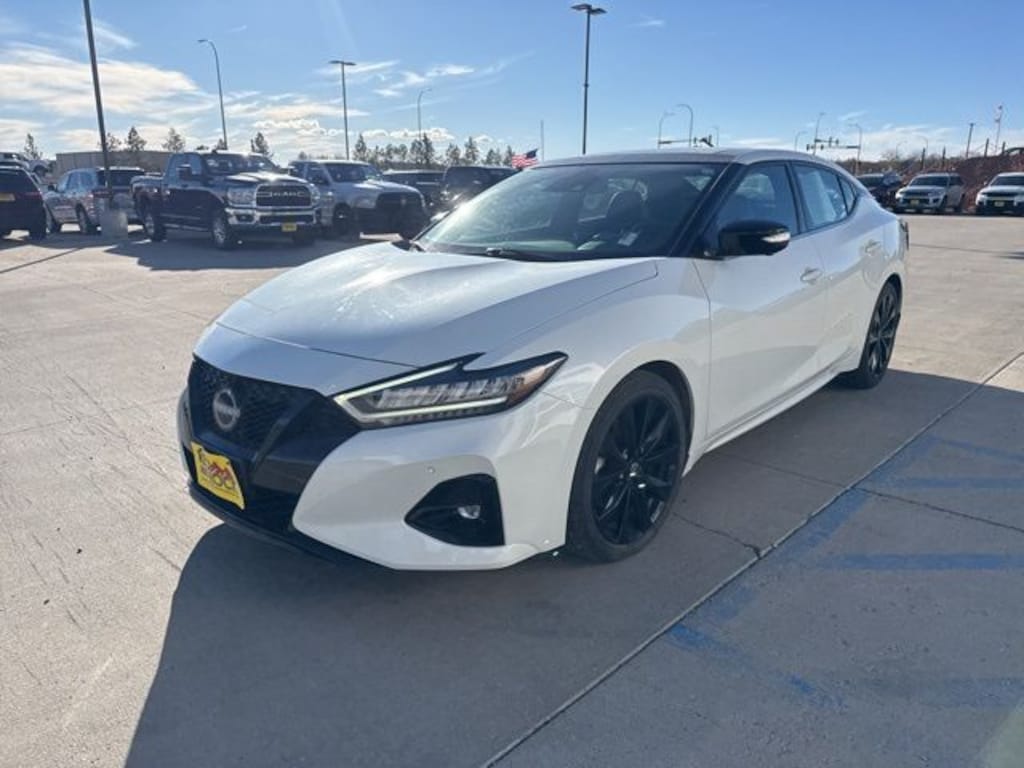 Used 2023 Nissan Maxima SR Sedan
