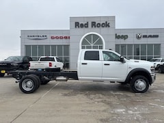 2026 Ram 4500 Chassis Cab TRADESMAN  CREW  4X4 84' CA Pickup