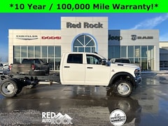 2026 Ram 5500 Chassis Cab TRADESMAN  CREW  4X4 84' CA Pickup
