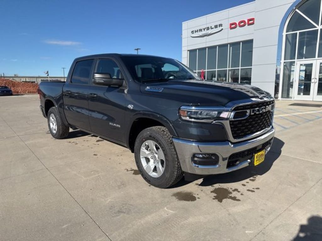 New 2026 Ram 1500 BIG HORN CREW CAB 4X4 5'7 BOX Pickup