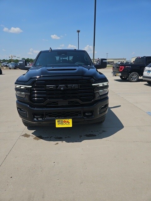 2025 Ram 2500 Laramie photo 4