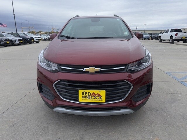2022 Chevrolet Trax LT photo 2
