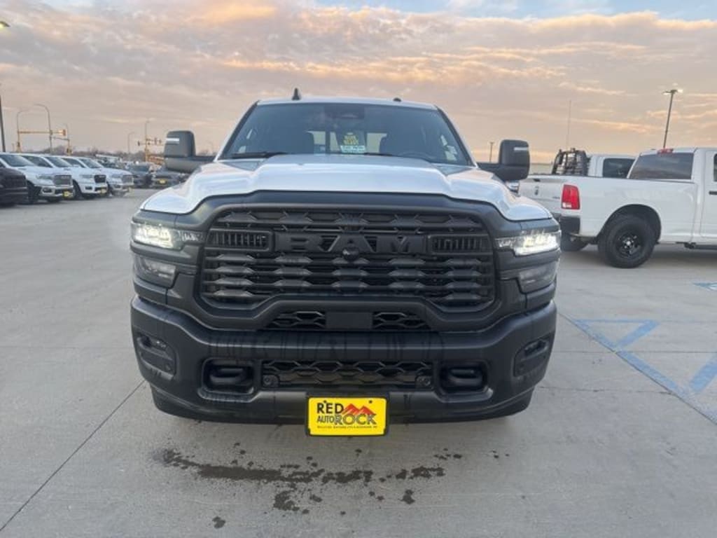 New 2025 Ram 2500 TRADESMAN CREW CAB 4X4 6'4 BOX Pickup