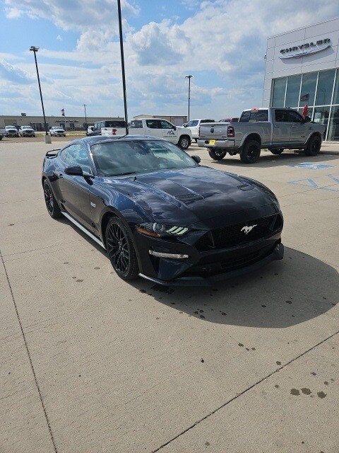 2021 Ford Mustang GT photo 2