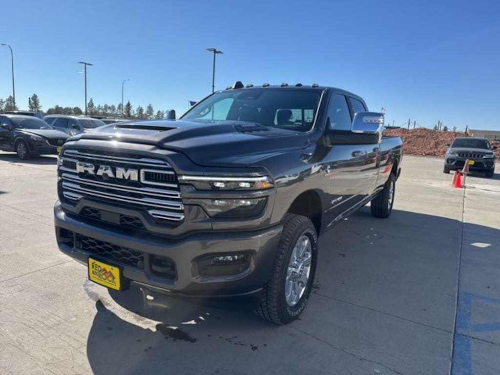 New 2026 Ram 3500 LARAMIE CREW CAB 4X4 8' BOX Pickup