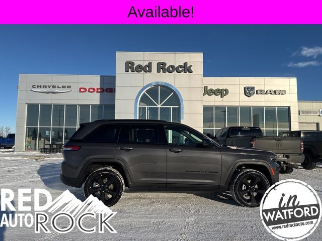 2025 Jeep Grand Cherokee Altitude's photo