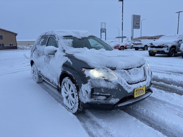 2020 Nissan Rogue SL photo 3