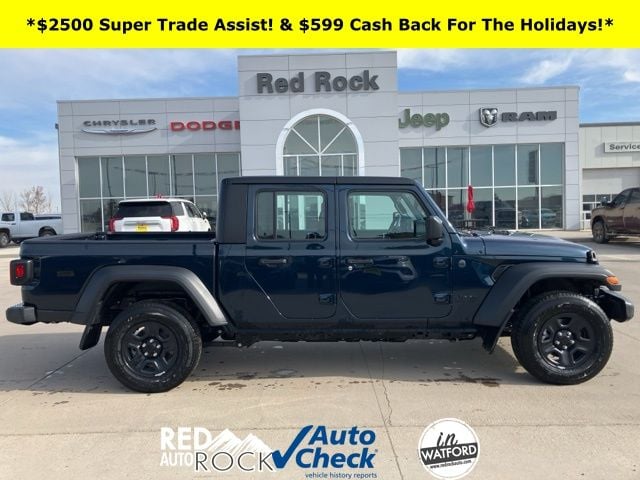 2025 Jeep Gladiator Pickup 