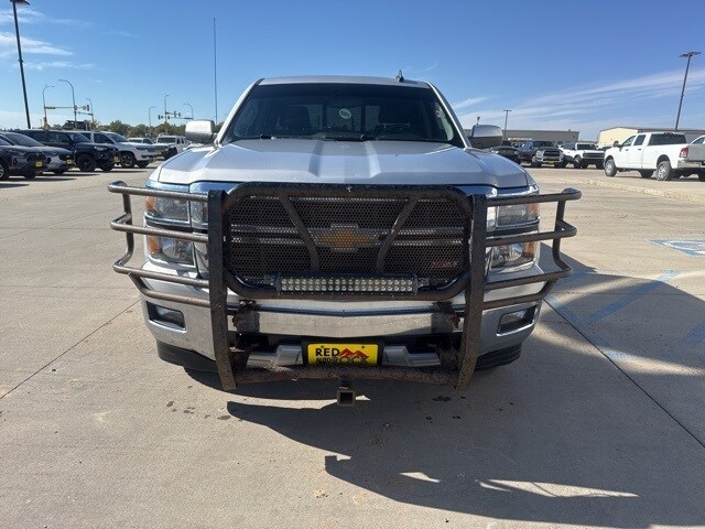 2015 Chevrolet Silverado 1500 LT photo 3