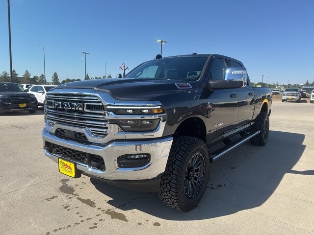 2025 Ram 2500 Laramie photo 3