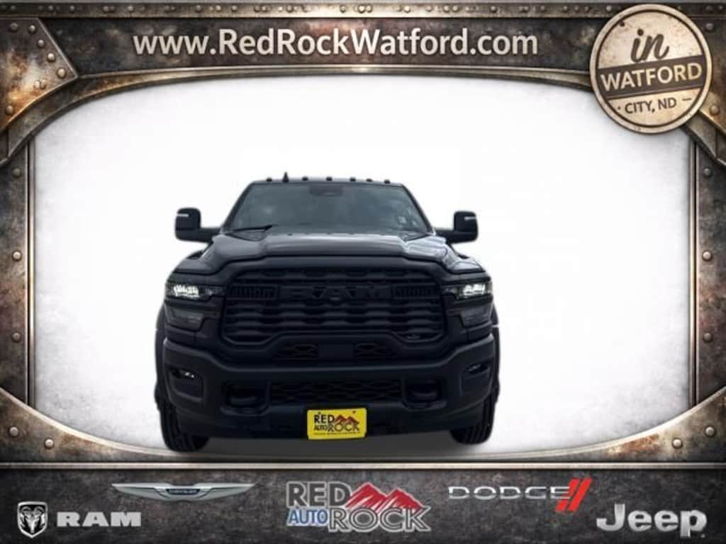 New 2026 Ram 4500 Chassis Cab TRADESMAN CREW 4X4 84' CA Pickup