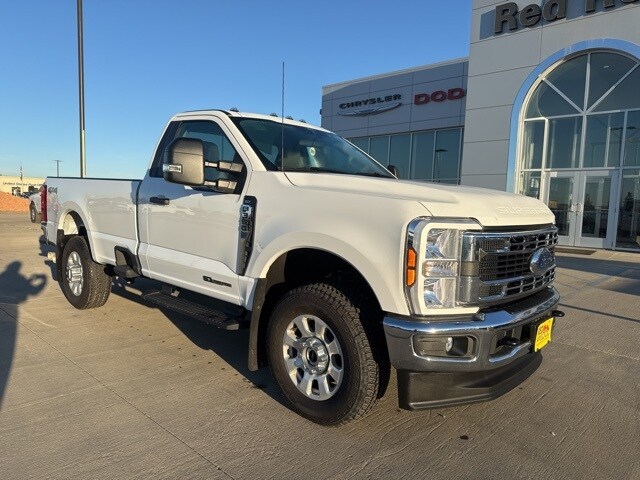 2024 Ford F-350 photo 2