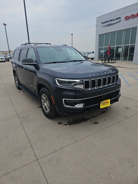 2024 Jeep Wagoneer L Base photo 2