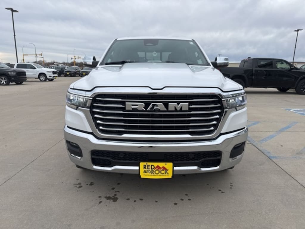New 2026 Ram 1500 LARAMIE CREW CAB 4X4 5'7 BOX Pickup