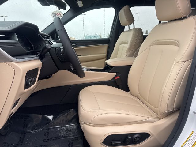 2025 Jeep Grand Cherokee Limited - Photo 24