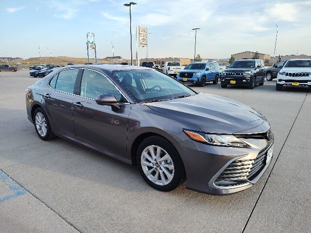 2024 Toyota Camry LE photo 3