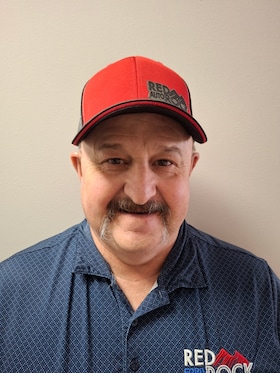 Staff member Kelly Lambert from ID_755a1f369d52