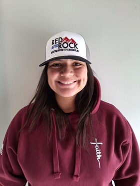 Staff member Liz Contreras from ID_2a407b655510