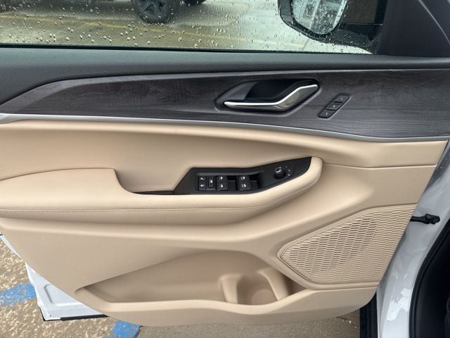 2025 Jeep Grand Cherokee Limited - Photo 22