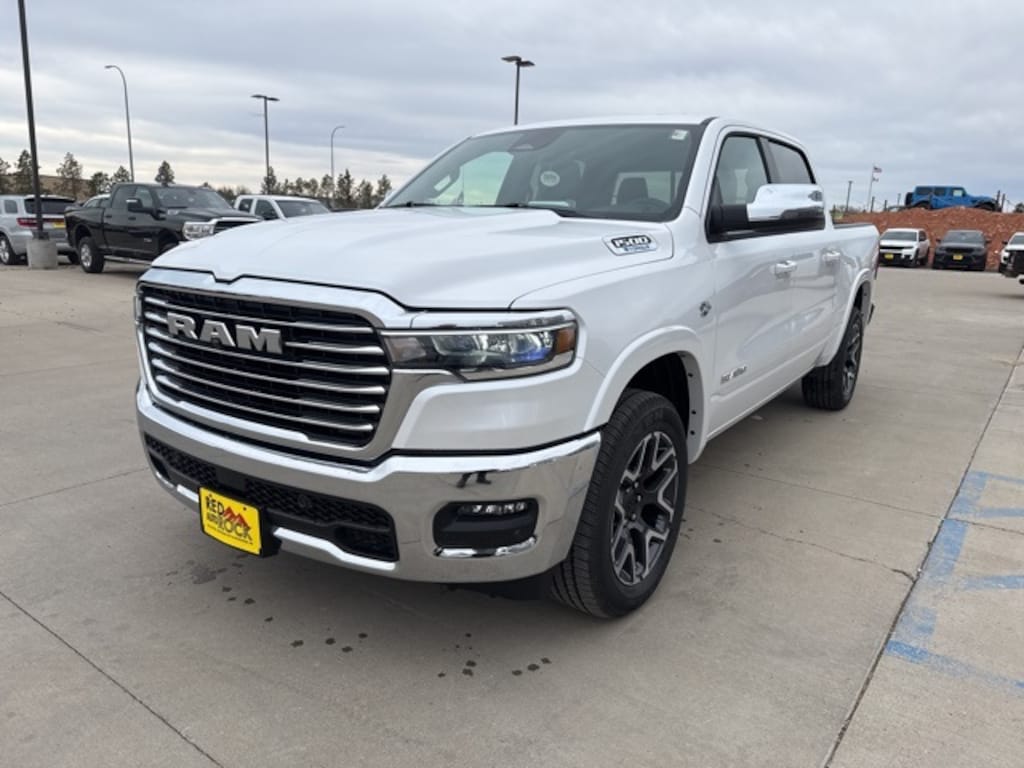 New 2026 Ram 1500 LARAMIE CREW CAB 4X4 5'7 BOX Pickup