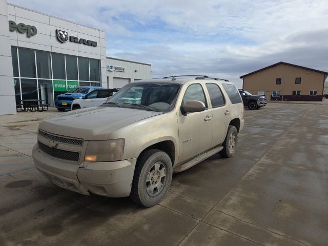 Used 2007 Chevrolet Tahoe LT with VIN 1GNFK13037J323413 for sale in Watford City, ND