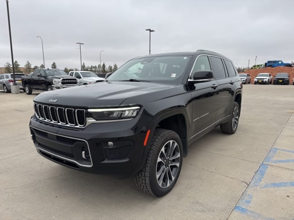 Used 2022 Jeep Grand Cherokee L Overland SUV