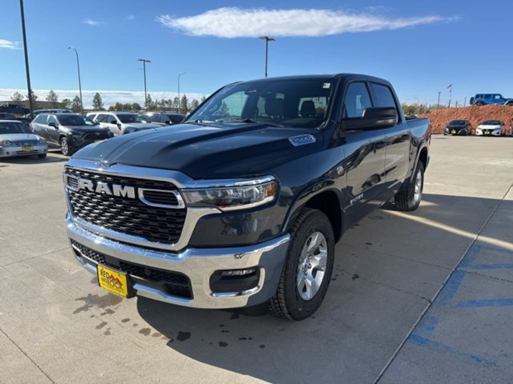 New 2026 Ram 1500 BIG HORN CREW CAB 4X4 5'7 BOX Pickup