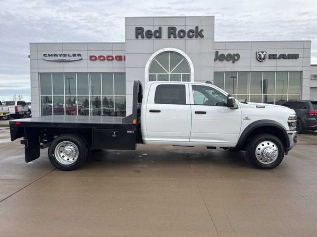 New 2026 Ram 4500 Chassis Cab TRADESMAN CREW 4X4 60' CA Pickup