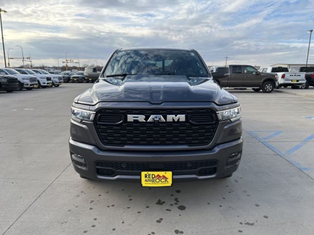 New 2026 Ram 1500 BIG HORN CREW CAB 4X4 5'7 BOX Pickup