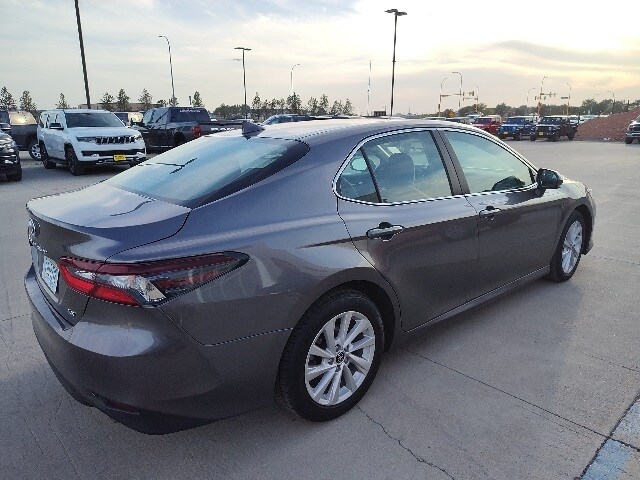 2024 Toyota Camry LE photo 4