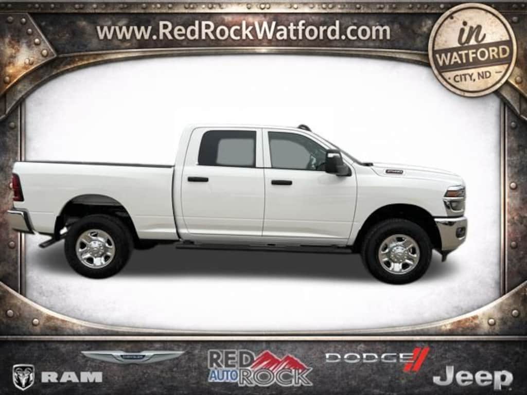 New 2026 Ram 2500 TRADESMAN CREW CAB 4X4 6'4 BOX Pickup