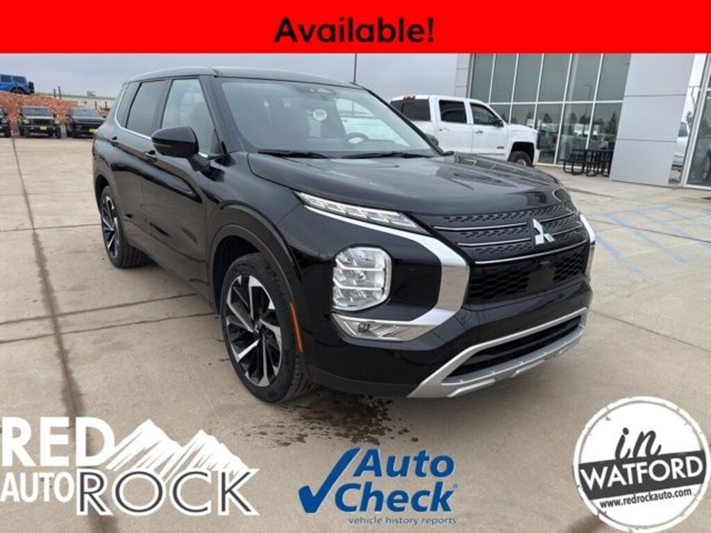 Used 2024 Mitsubishi Outlander SE SUV