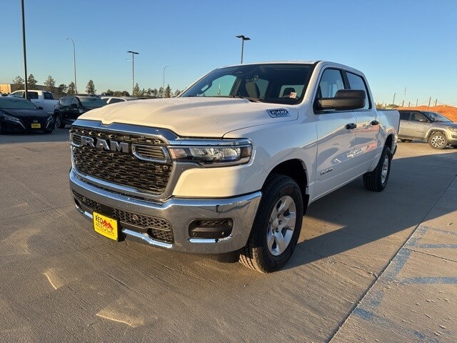 2025 Ram 1500 Tradesman photo 4