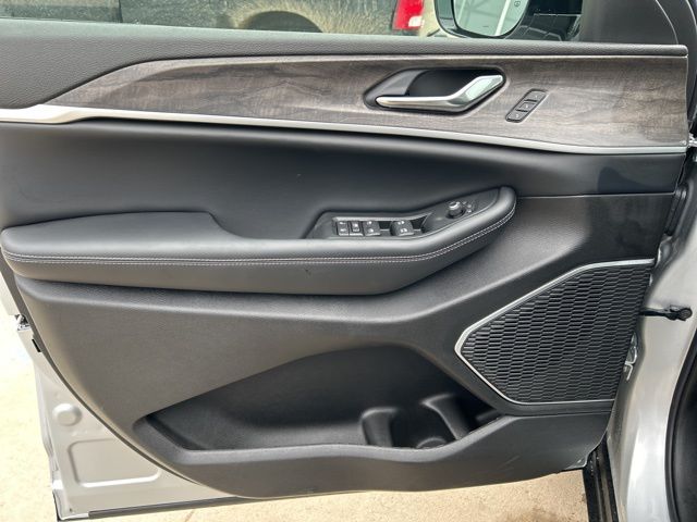 2026 Jeep Grand Cherokee Limited - Photo 24