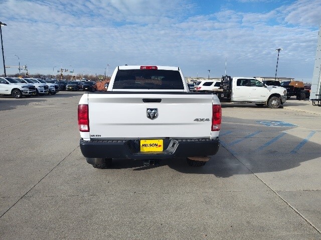 2022 Ram 1500 Classic Tradesman photo 4