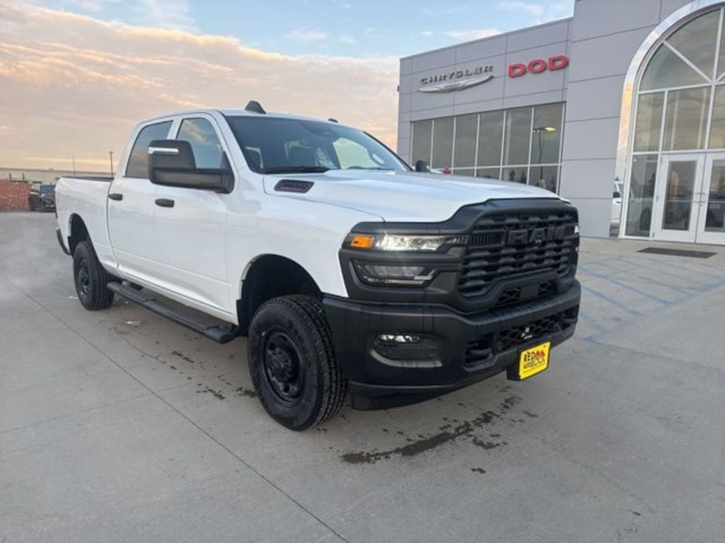 New 2025 Ram 2500 TRADESMAN CREW CAB 4X4 6'4 BOX Pickup