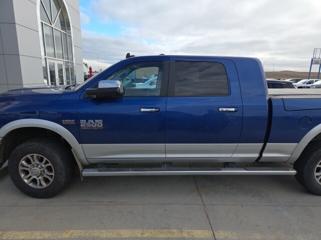 2015 Ram 2500 Laramie photo 3
