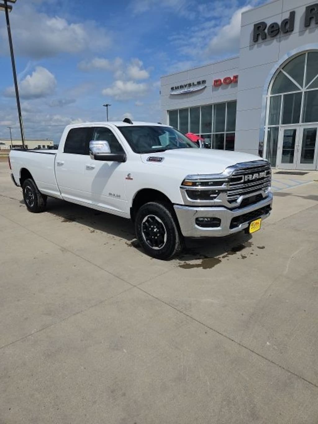 New 2025 Ram 2500 LARAMIE CREW CAB 4X4 8' BOX Pickup