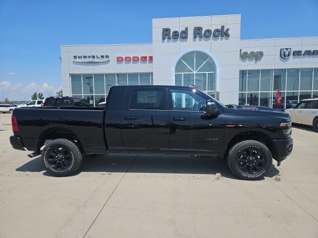 2025 Ram 2500 Laramie photo 2