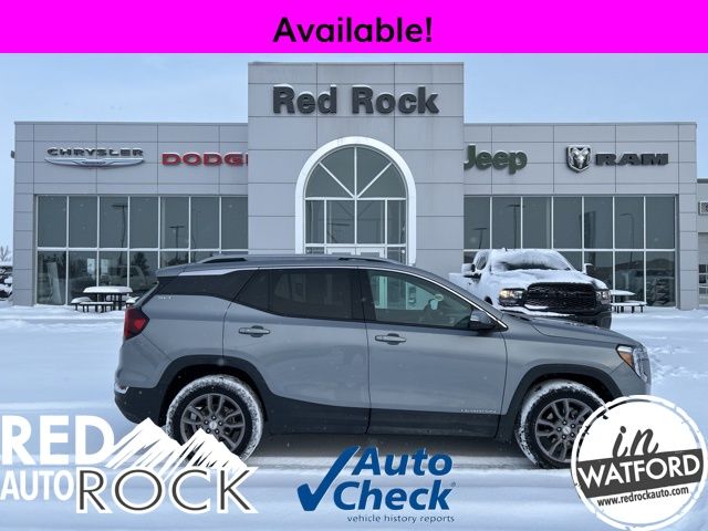 2024 GMC Terrain SLT's photo